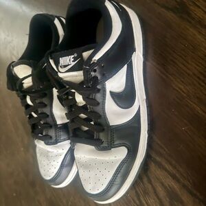 Nike Dunks - great condition. Women's 8.5
